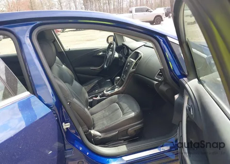 2013 Buick Verano Leather Group z USA, uszkodzony, nr VIN 1G4PS5SK7D4178261